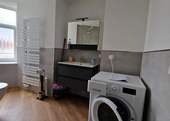 60 Qm Creuziger Str 12 Min Ins Zentrum Appartamento