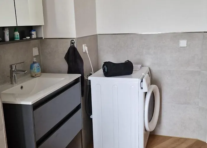 60 Qm Creuziger Str 12 Min Ins Zentrum Lipsia