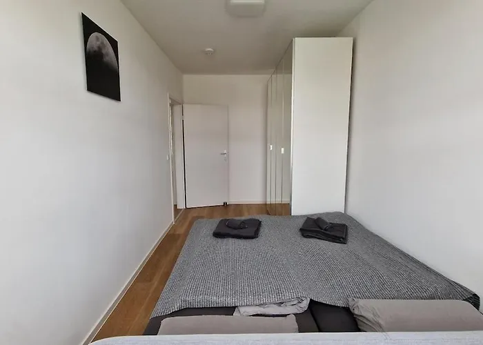 60 Qm Creuziger Str 12 Min Ins Zentrum Appartamento